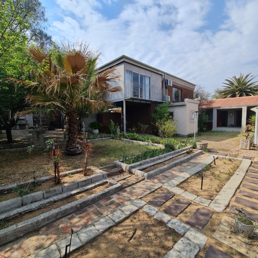 6 Bedroom Property for Sale in Sasolburg Free State